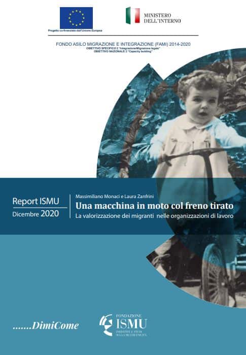 Una macchina in moto col freno tirato